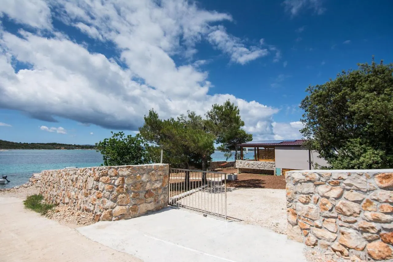 Holiday home Mobile Home Rock Rose 1 Tkon Croatia